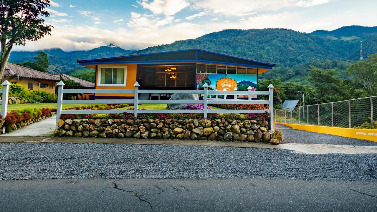 Hotel Central Boquete Bagian luar foto